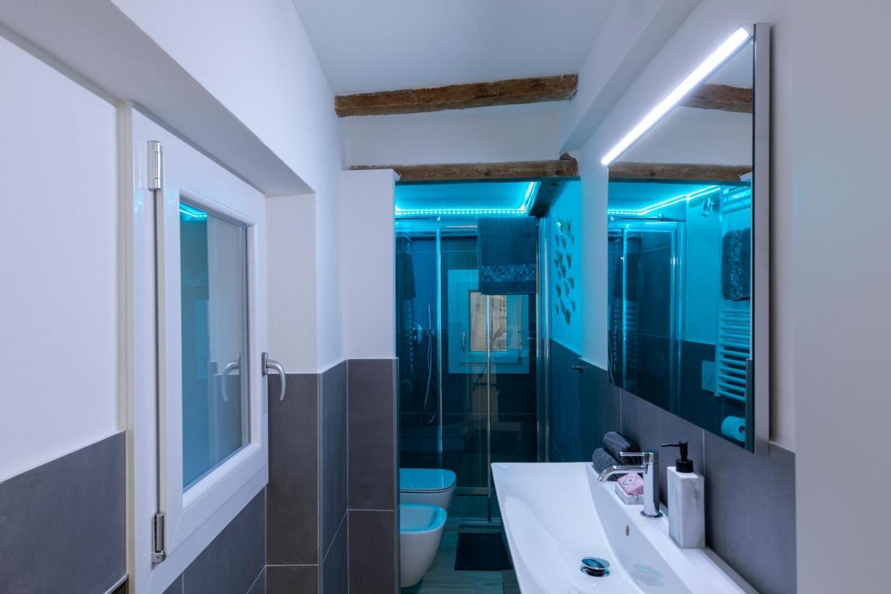 Luxury Suite In The Center I Private Patio & Kitchen Boloňa Exteriér fotografie